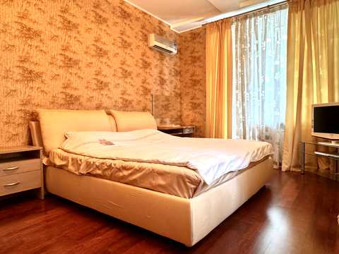 квартира за адресою Шовковична вул., 21