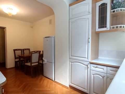 квартира за адресою Олександра Кониського вул., 16