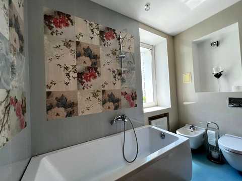 квартира за адресою Салютна вул., 1-Б