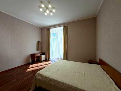 квартира по адресу Олеся ул., 25-Д