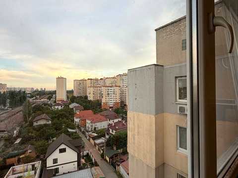 квартира за адресою Левітана вул., 118
