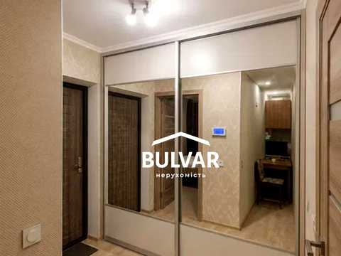 квартира по адресу Драгоманова ул., 6Б