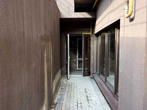 коммерческая по адресу Глубочицкая ул., 13/3