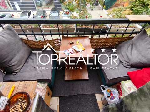 квартира за адресою Костомарівська вул., 3