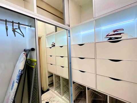 квартира по адресу Василия Тютюнника ул. (Анрі Барбюса), 37/1