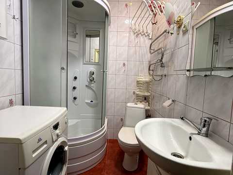 квартира за адресою Степана Бандери вул. (), 28