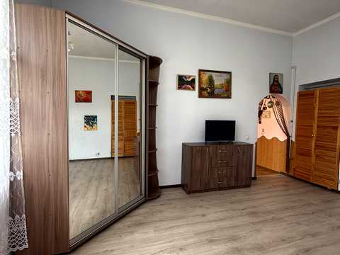 квартира за адресою Степана Бандери вул. (), 28