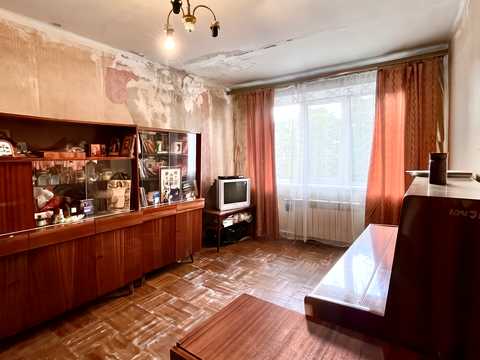 квартира за адресою Героїв Крут вул. (Валентини Терешкової), 4