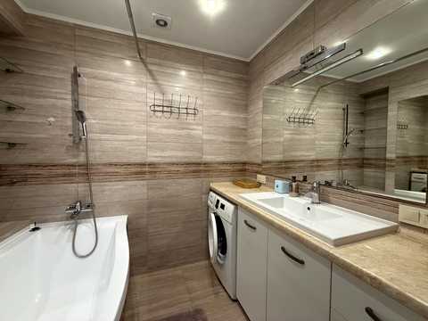 квартира за адресою Сергія Данченка вул., 3