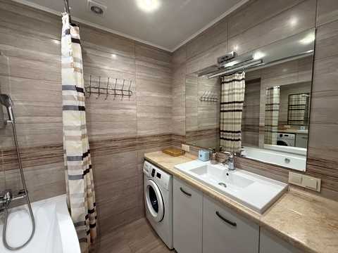 квартира за адресою Сергія Данченка вул., 3