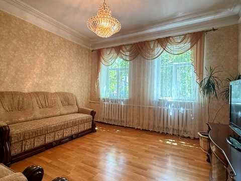 дом по адресу провулок Тихий