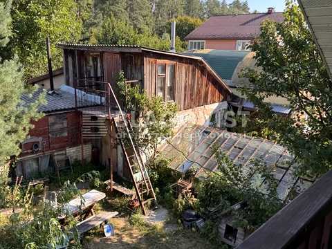 дом по адресу Синеозёрная ул.