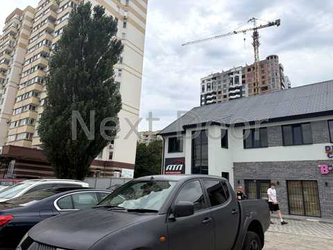 комерційна за адресою Набережна вул., 6 В