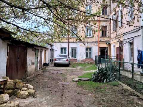 квартира за адресою Болгарська вул., 49