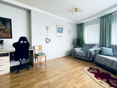 квартира за адресою Клінічна вул., 23/25
