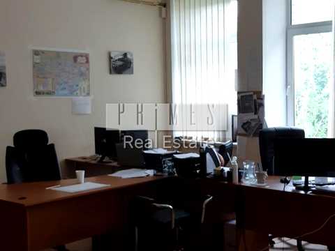 комерційна за адресою Олександра Довженка вул., 18