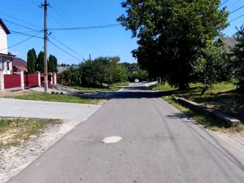 участок по адресу Лесі Українки, 52