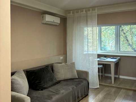квартира за адресою Буслівська вул., 20