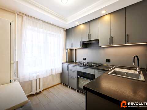 квартира за адресою Дегтярівська вул., 10
