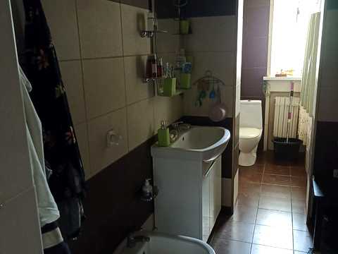 комерційна за адресою Одеська вул., 28