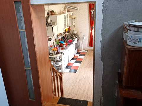комерційна за адресою Одеська вул., 28