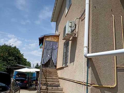 комерційна за адресою Одеська вул., 28