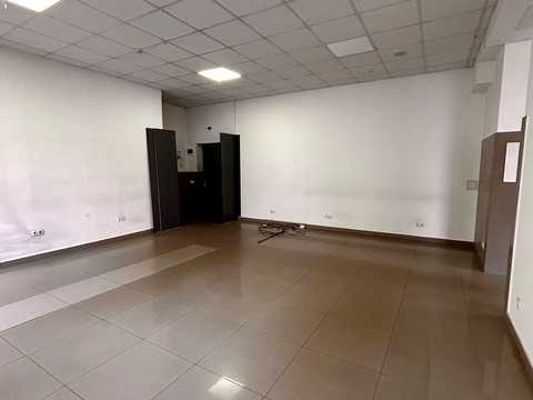 комерційна за адресою Гетьмана Мазепи вул., 35