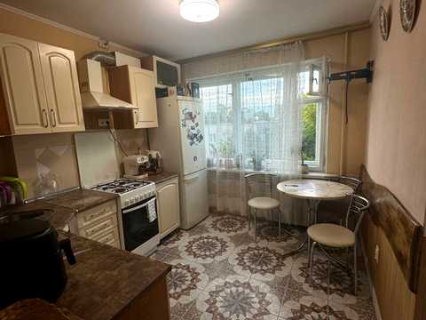 квартира за адресою Наукова вул., 12