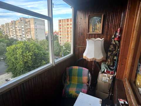 квартира за адресою Наукова вул., 12