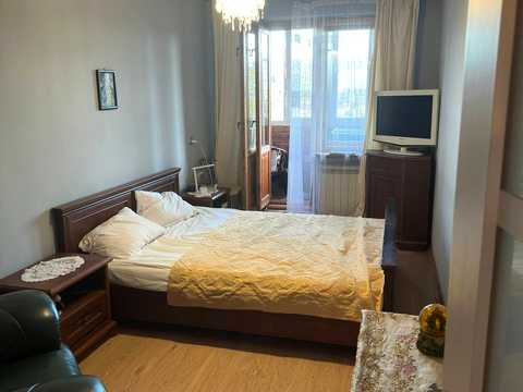 квартира за адресою Наукова вул., 12