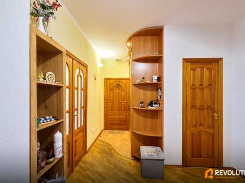 квартира за адресою Науки просп., 62-А