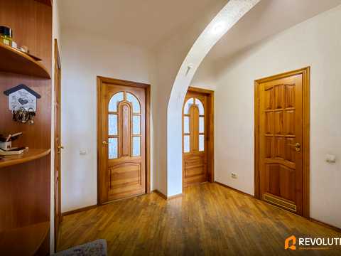квартира за адресою Науки просп., 62-А