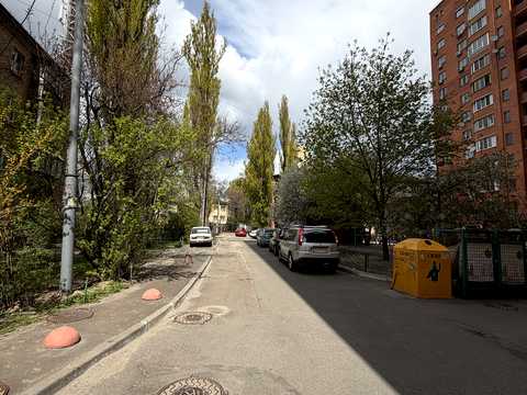 квартира за адресою Науки просп., 62-А