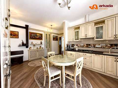 квартира по адресу Тринитарская ул., 7