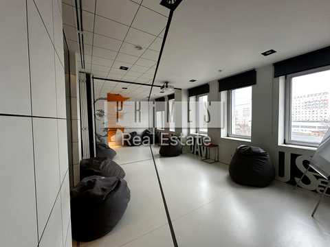коммерческая по адресу Вацлава Гавела бульв. (Івана Лепсе), 6Б
