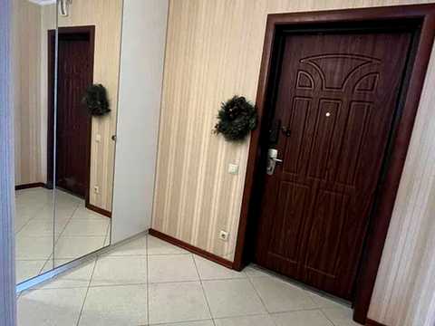 квартира за адресою Дарницький бульв., 8