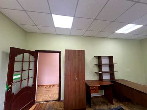 коммерческая по адресу Келецкая ул., 63