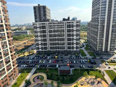квартира за адресою Олександра Олеся вул., 9