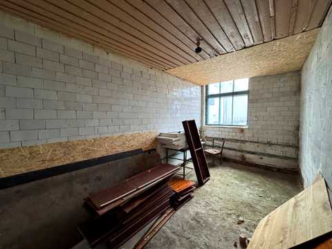 комерційна за адресою Садовського вул., 4