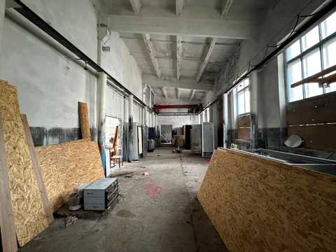 комерційна за адресою Садовського вул., 4