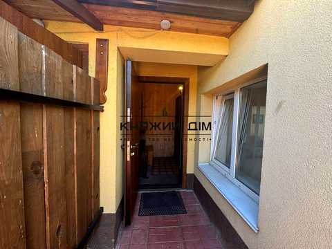 будинок за адресою 11-та вулиця Ентузіастів, 20