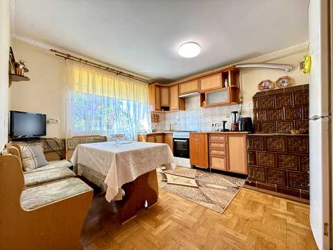 будинок за адресою Шкільна, 16а