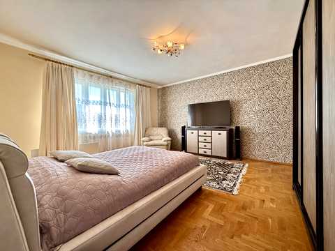 будинок за адресою Шкільна, 16а
