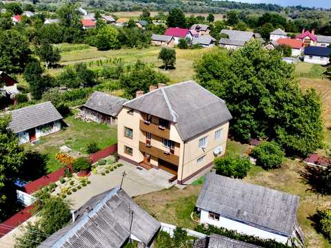 будинок за адресою Шкільна, 16а