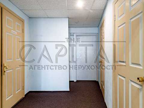 комерційна за адресою Степана Бандери просп. (Московський), 6