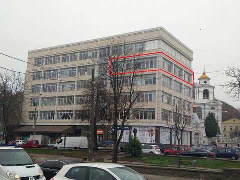 комерційна за адресою Верхній Вал вул., 2