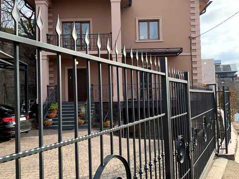 дом по адресу Володимира Сікевича ул., 16