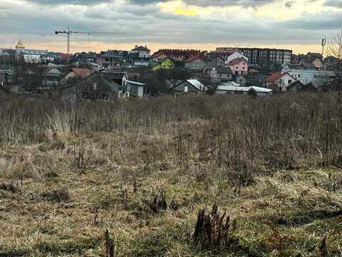ділянка за адресою с. Зубра, 