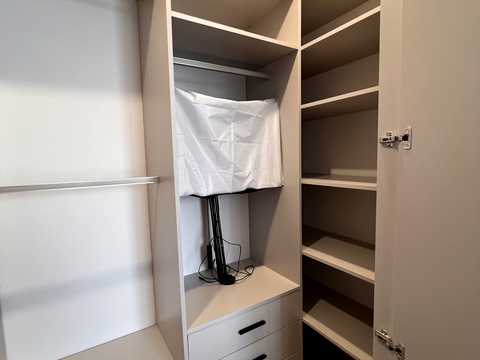 квартира за адресою Поліська вул., (Будинок 9)