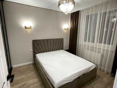 квартира за адресою Перлинна вул., 10